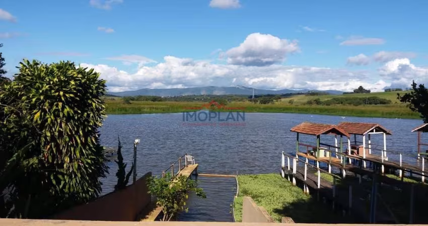 Chacrinha pé na agua, Atibaia