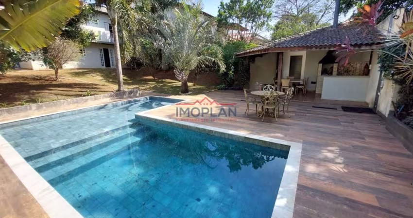 Descubra a Vida Luxuosa no Coração de Atibaia - Seu Paraíso Particular!