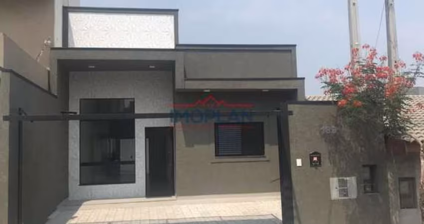 Casa  à venda com 104,10 m² com piscina em ótima localização em Atibaia SP - Nov