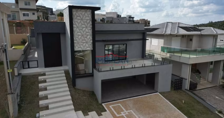 Casa à venda no Condomínio Campos do Conde em Bragança Paulista.