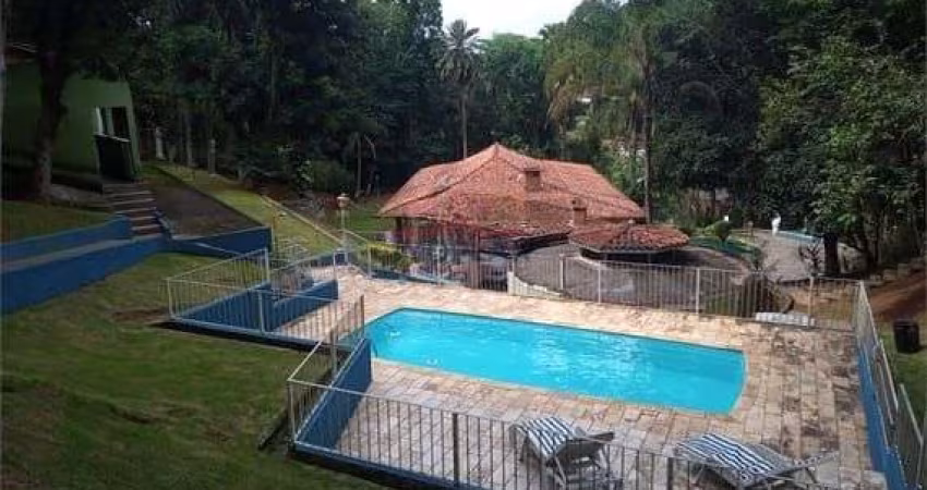 CHÁCARA/CASA COM 6 DORMITÓRIOS PISCINA Á VENDA MAIRIPORÃ-SP