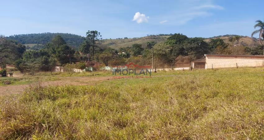 Terreno plano no Vitória Régia