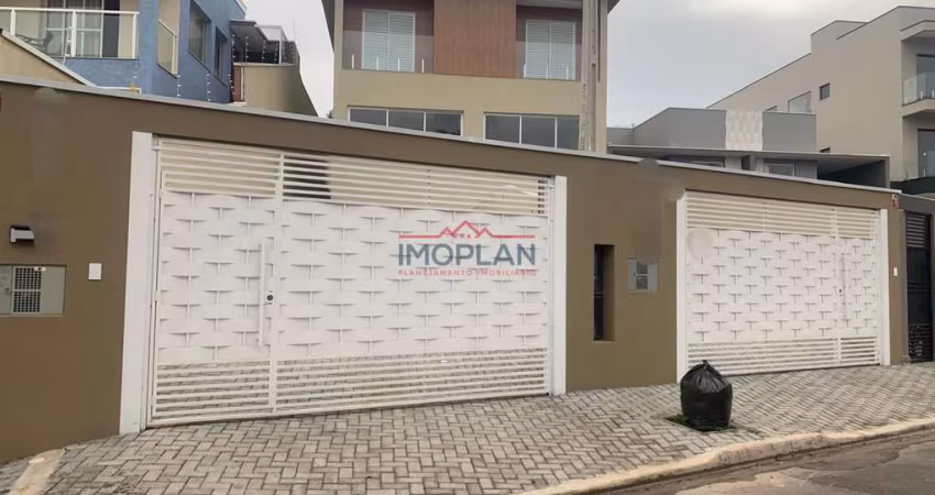 Casa à venda com piscina no Bairo Jardim Paulista em Atibaia/SP