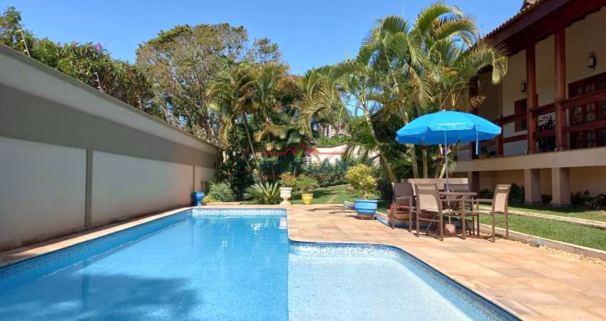 CASA TÉRREA COM 4 DORMITÓRIOS E PISCINA NO JARDIM PAULISTA ATIBAIA-SP