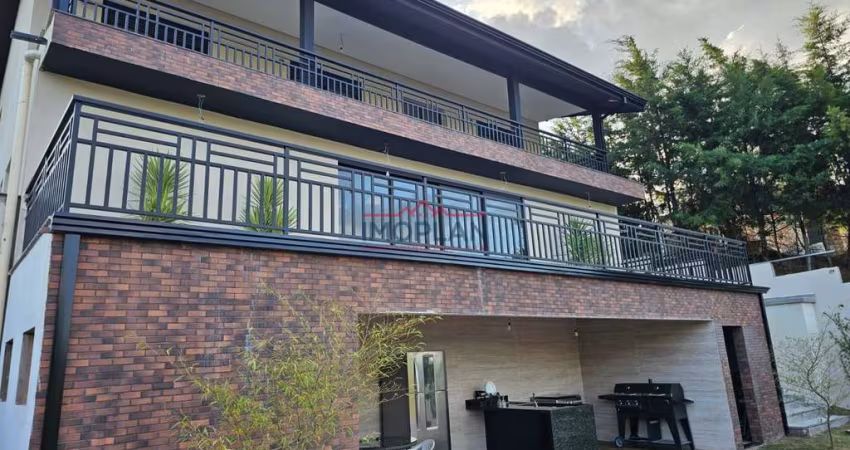 Casa Maravilhosa à Venda no Condomínio Residencial San Lorenzo em Joanópolis - S