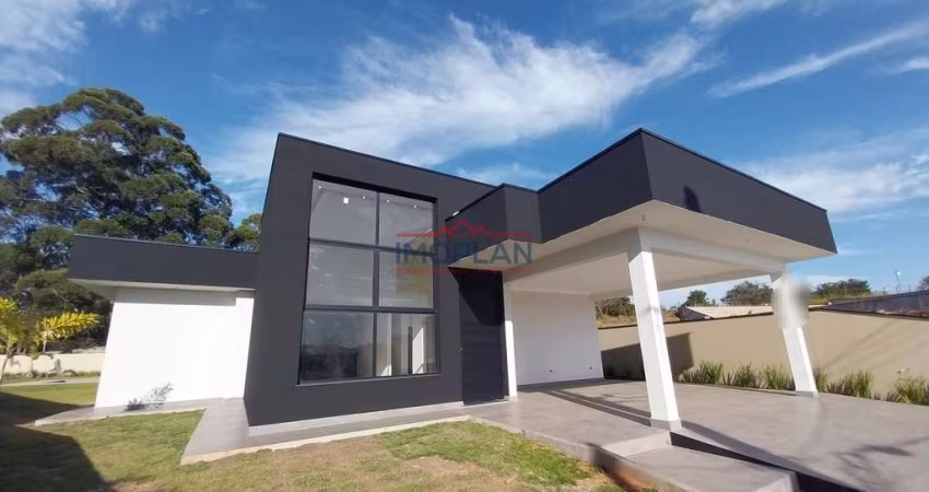 Casa à venda térrea com 310 m² com piscina em Atibaia SP - Condomínio Shamballa