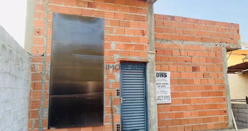 Casa a venda em Atibaia, bairro tranquilo , quintal grande