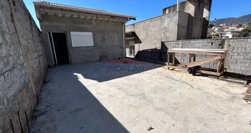 Casa  á venda com 62 m²  em ótima localização em Atibaia - SP - Jardim Paulista
