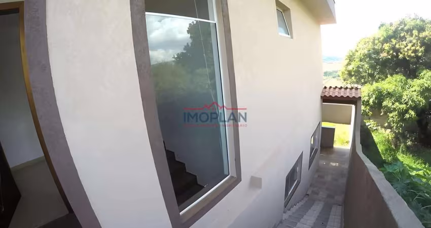 Casa com 2 dormitórios no Cerejeiras