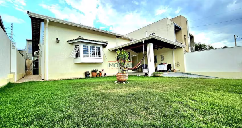 Casa com 3 dormitórios em atibaia jardim dos pinheiros