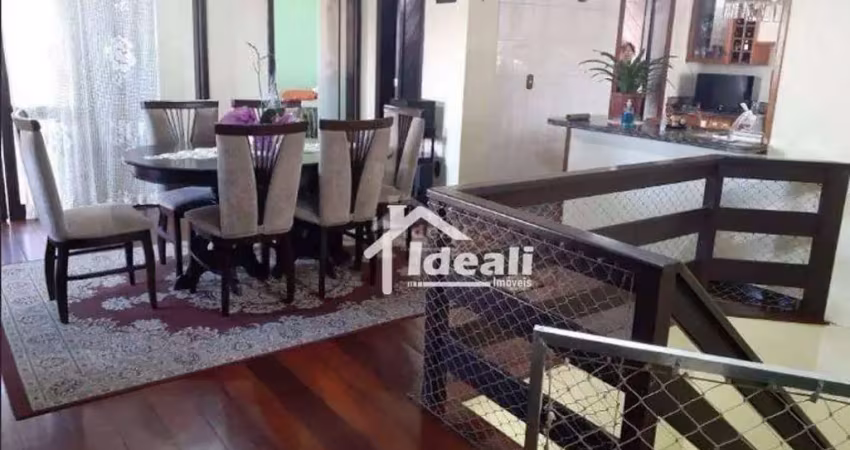 Sobrado Residencial à venda, Parque Amador, Esteio - SO0233.