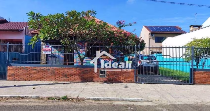 Casa com 2 dormitórios para alugar, 200 m² por R$ 2.890,00 - Piratini - Sapucaia do Sul/RS