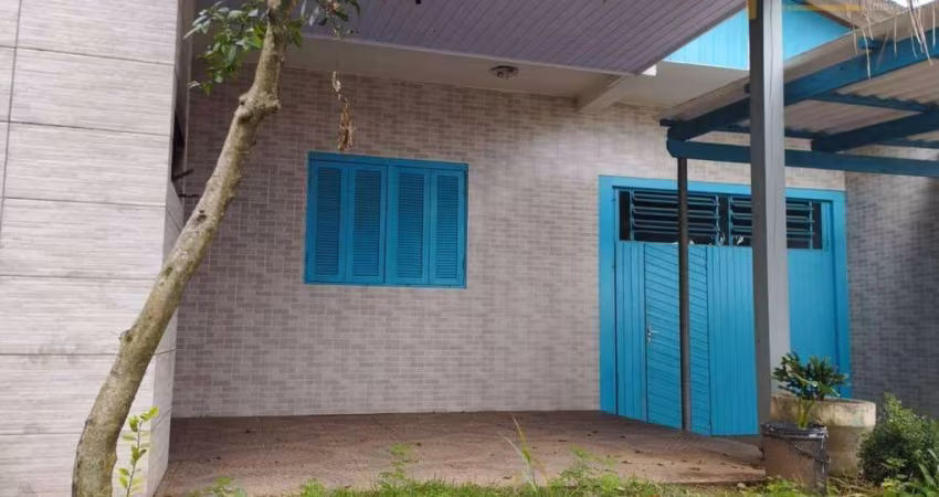Casa com 3 dormitórios para alugar, 150 m² por R$ 1.350,00/mês - Três Marias - Esteio/RS