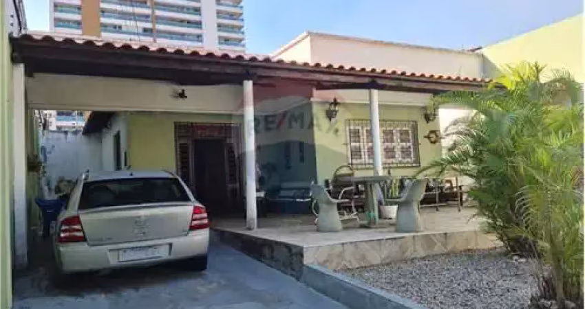 Casa com 5 quartos à venda na Rua Doutor Ratisbona, 30, Fátima, Fortaleza