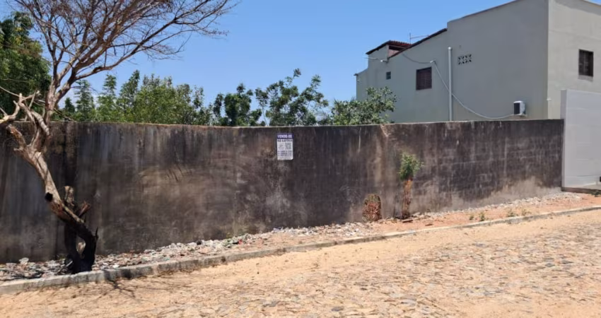 Vende - se 2 Lotes Conjugados na Colônia de Férias