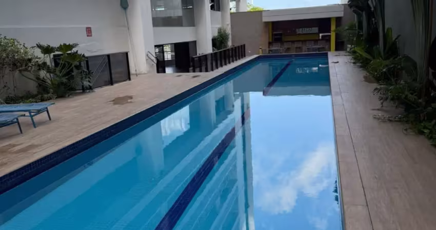 Apartamento na Av.Beira Mar