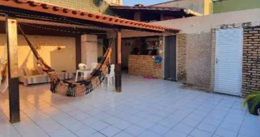 Cobertura com 03 quartos incrível no Via Itália