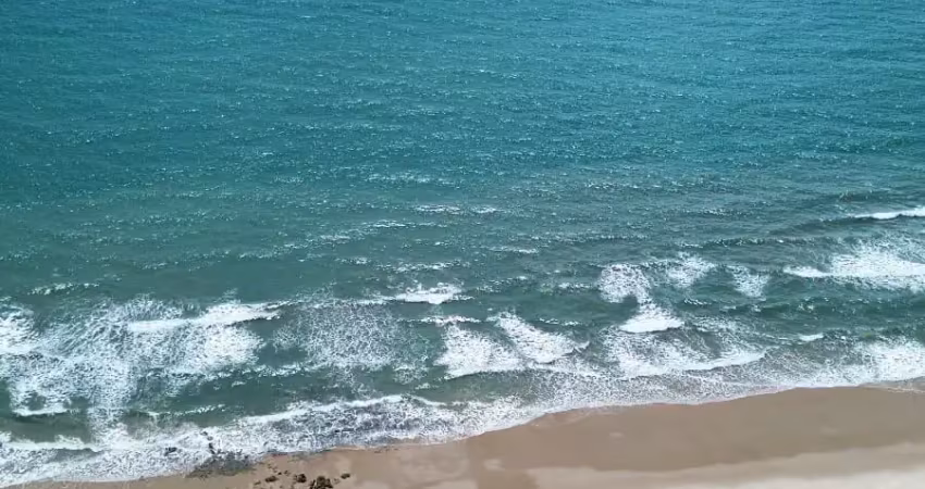 Linda casa em Beberibe com 04 chalés área de lazer completa...