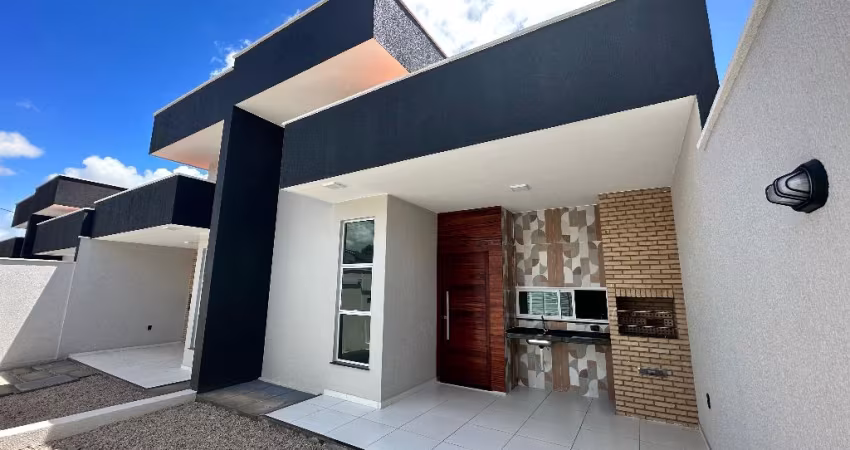 CASA PLANA COM 3 QUARTOS  HÁ 2 MINUTOS DA MISTER HULL