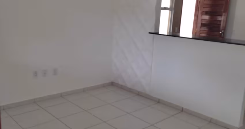 Linda casa plana pronta pra morar próximo av. principal do bairro Monguba 6,60x33...