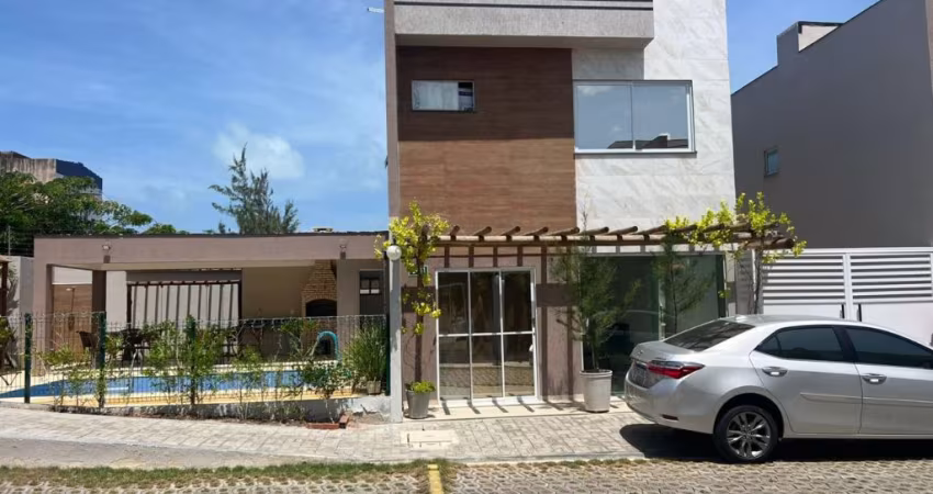 CASA DUPLEX  NO CONDOMÍNIO  EM ICARAÍ