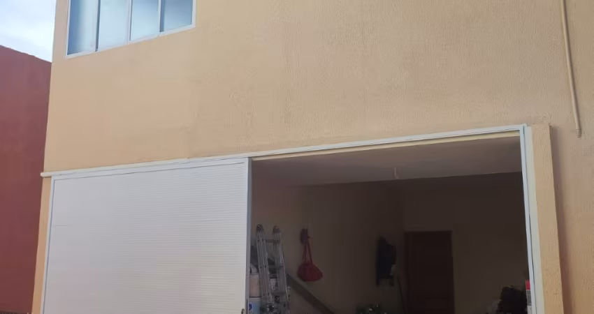 Vende - se 2 Apartamentos com Entrada Separada na Praia do Preá