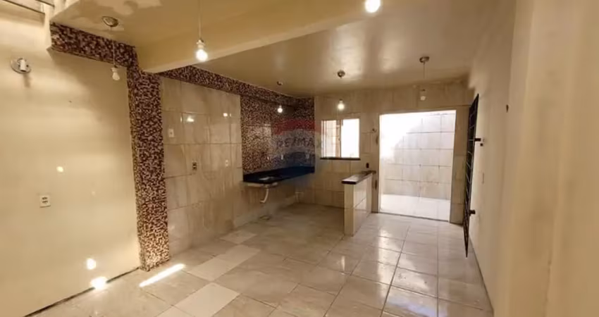 Casa com Porcelanato no Luciano Cavalcante