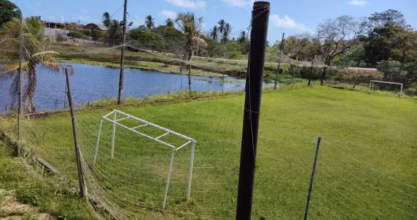 Vende - se chalé duplex na avenida principal de acesso a praia da taiba