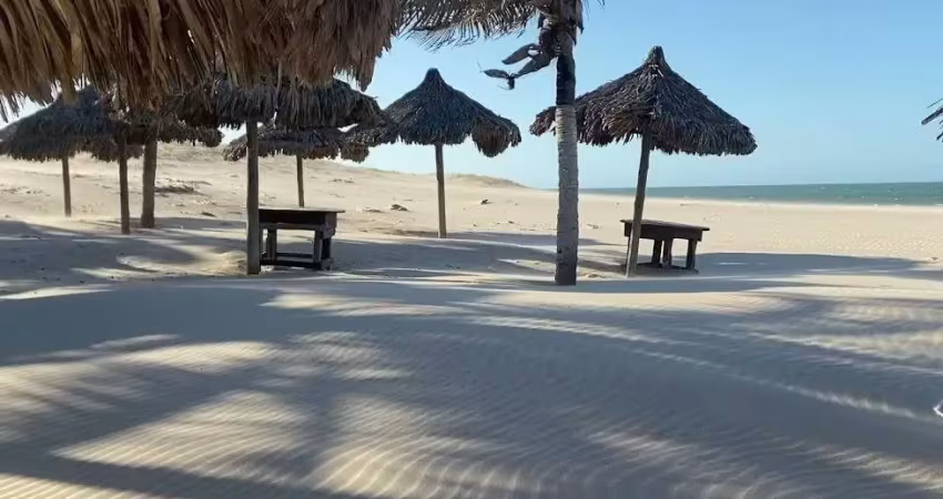 Vende - se terreno na colônia de férias a 70m da praia