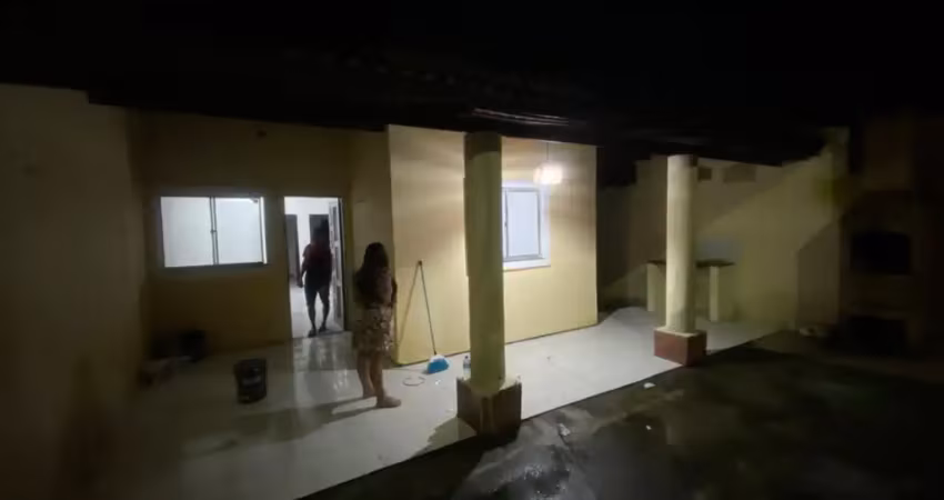 Casa com 3 quartos à venda na Rua Radialista Francisco Felix, 888, Furna da Onça, Maracanaú