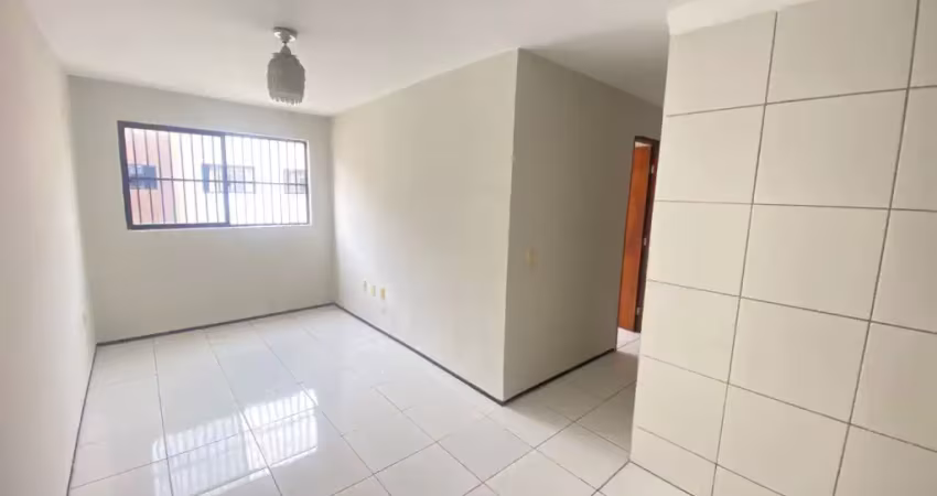 Apartamento com 3 quartos à venda na Rua Sebastião de Abreu, 66, Maraponga, Fortaleza