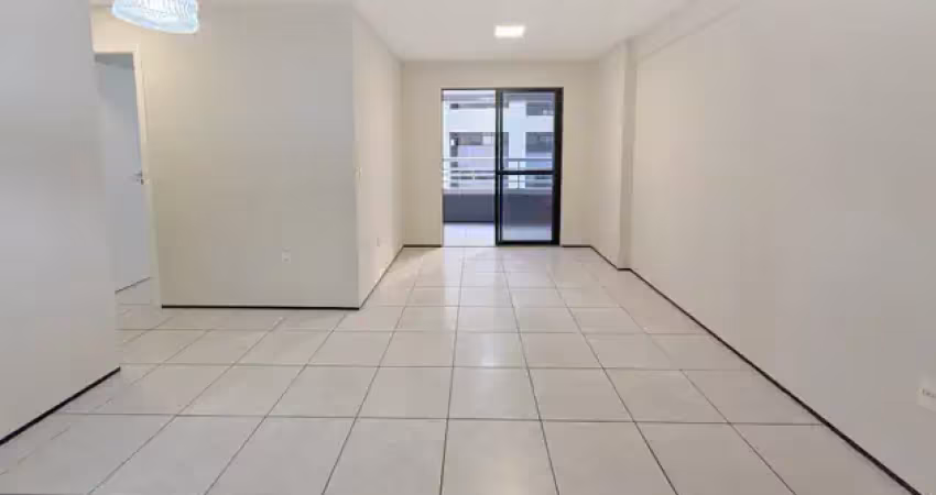 Apartamento com 3 quartos na praia de iracema com vista para o mar