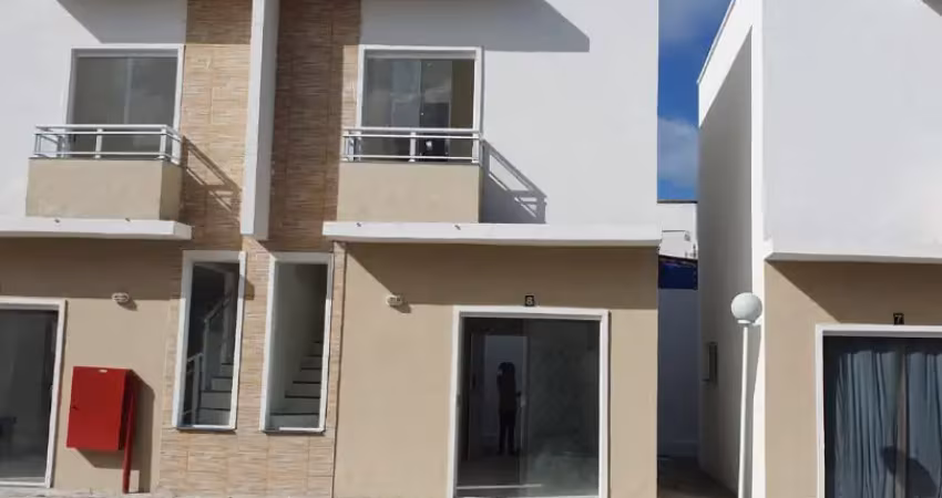 Casa em condomínio fechado com 2 quartos à venda na Rua Antônio Maia, 77, Guagiru, Caucaia