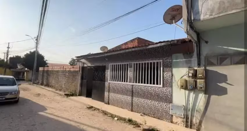 Casa com 2 quartos à venda na Rua manases gadelha, Centro, Horizonte