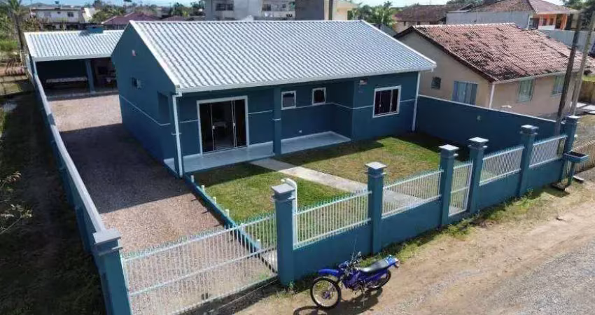 Excelente residência perto da praia do coroados guaratuba