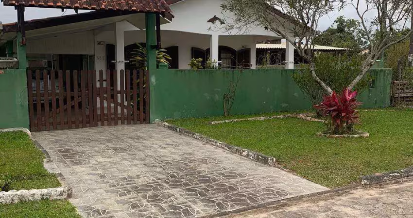 Casa à venda em guaratuba, balneário coroados, com 3 quartos, 720m²