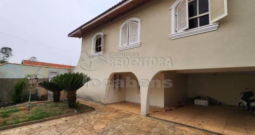 Jardim aclimação - sobrado com 04 dormitórios sendo 03 tipo apartamento e 01 de serviço