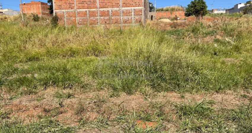 Terreno à venda no Jardim Menezes, Bady Bassitt 