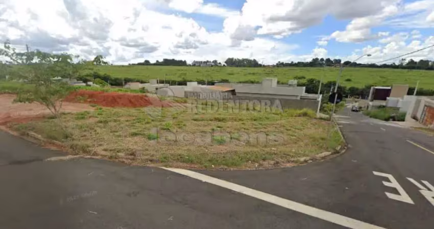 Terreno de 237m² de esquina no residencial colina azul