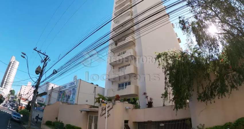 Centro - Excelente apartamento de 3 dormitórios para Locação e Venda