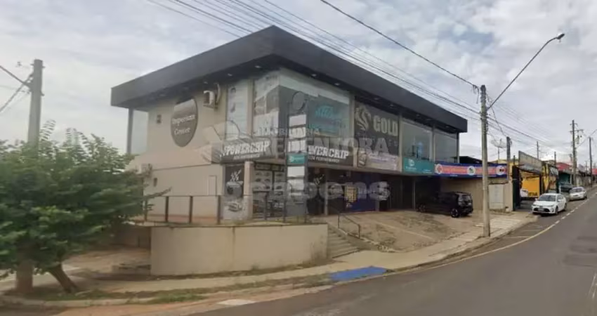 Prédio à venda no Conjunto Habitacional São Deocleciano, São José do Rio Preto 