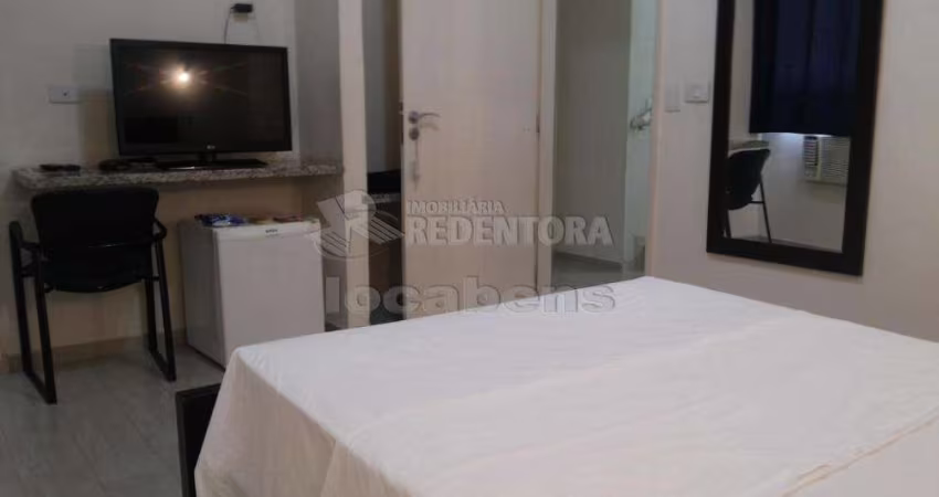 Imóvel comercial em esquina, com 45 apartamentos, Terreno de 574m² e 1.250,00m² de área construída