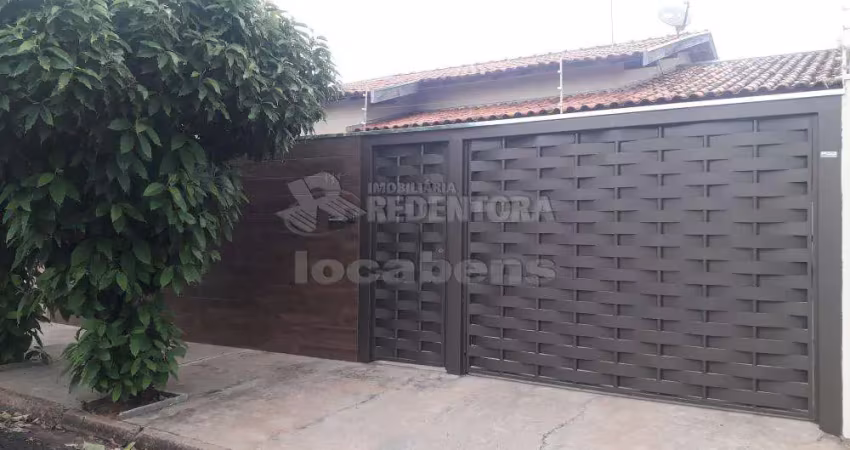 Casa com 3 dormitórios no Jardim Nunes