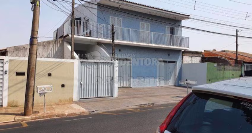 Casa Sobrado Venda no bairro Dom Lafayete