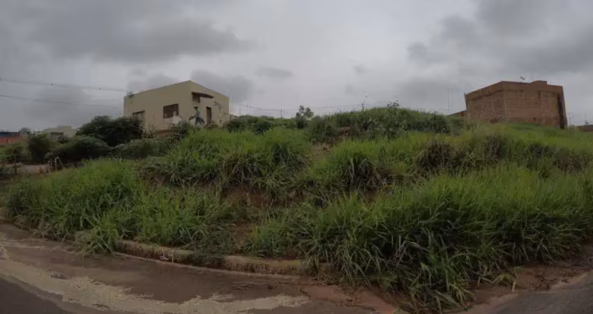 Terreno à venda no Jardim Menezes, Bady Bassitt 