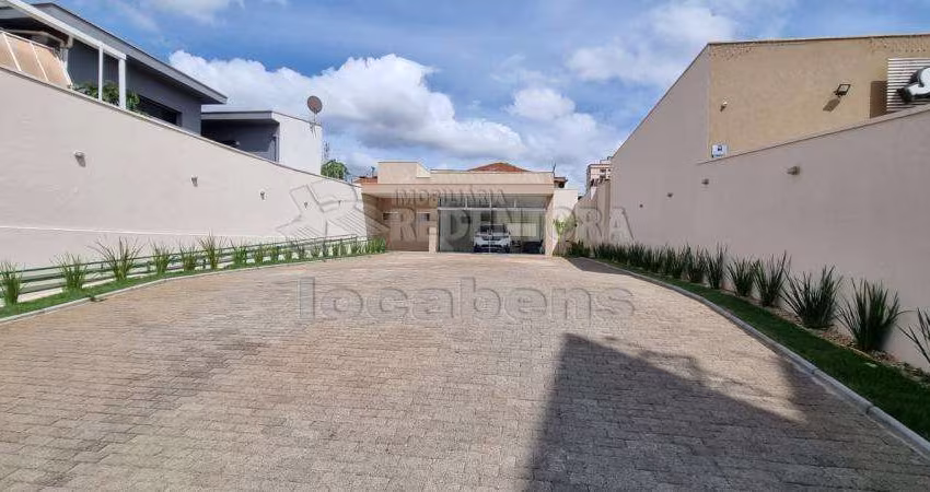 Venda de Salão Comercial localizado na Av. Bady Bassitt