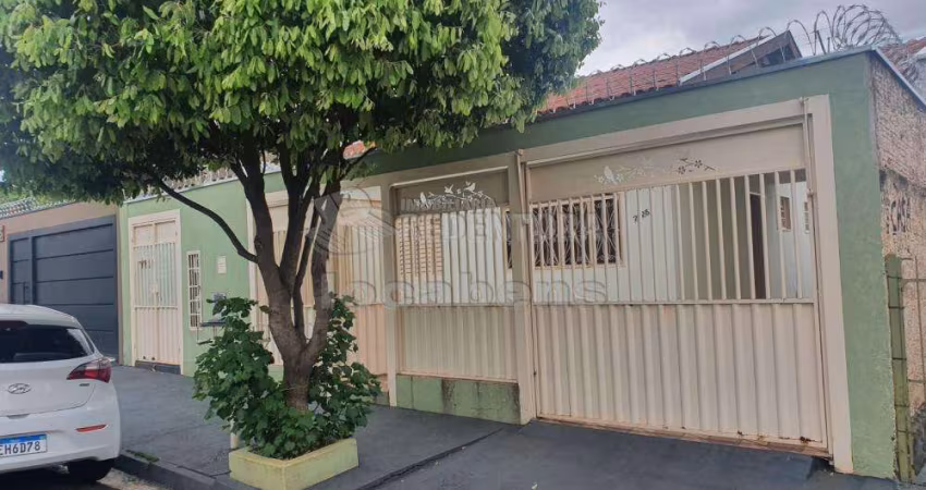 Eldorado casa térrea de 3 dormitórios com ótimo terreno