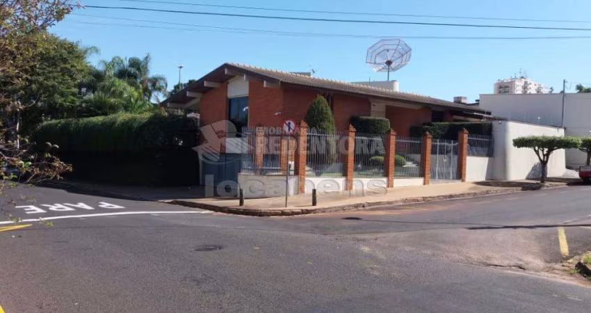 Casa Sobrado 04 dormitórios Centro - Mirassol