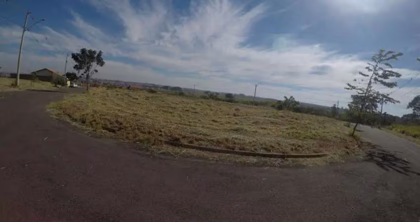 Terreno à venda no Jardim Menezes, Bady Bassitt 