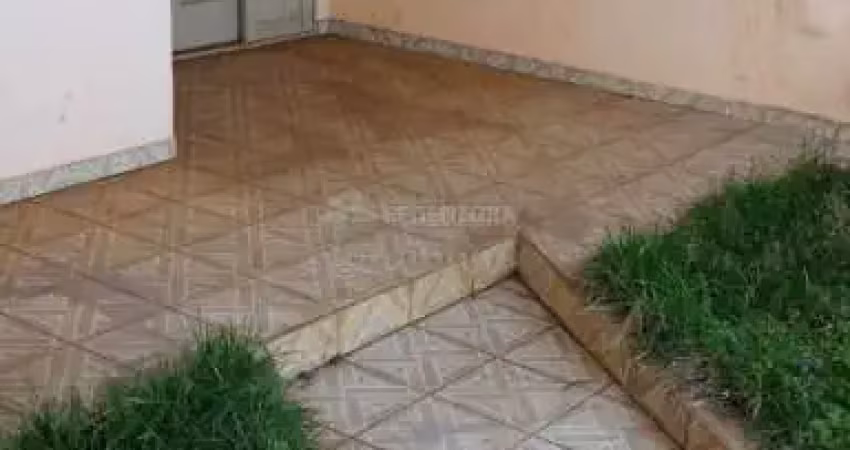 Jardim Simões, Perto do Shopping Cidade Norte, casa com 4 dorms, sendo 1 suite, sala, coz, estuda propostas